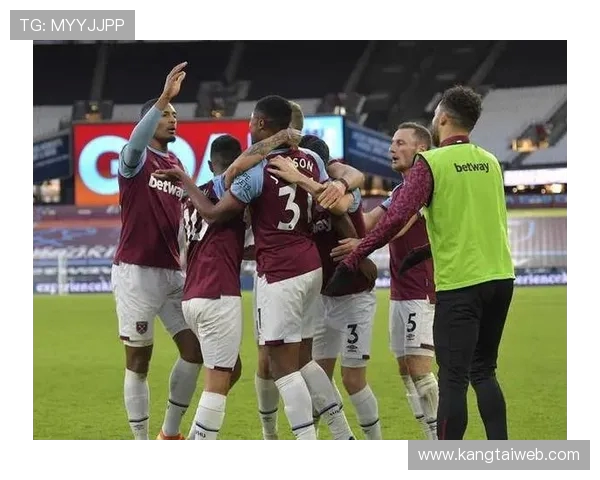 埃弗顿女足迎战西汉姆女足争夺英超联赛关键三分