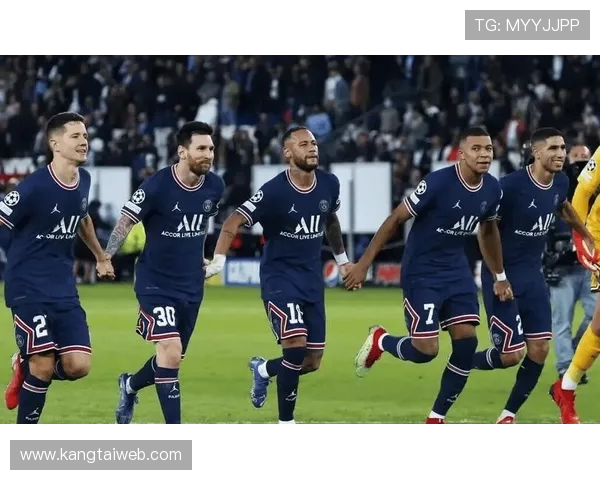 巴黎FC迎战奎维利力争主场胜利全力争夺联赛积分